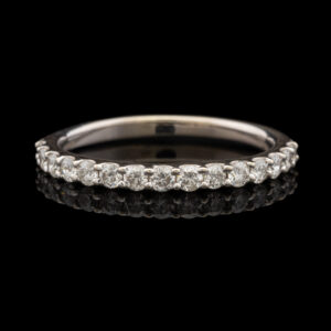Pre-Owned 15-Diamond Band in 14K