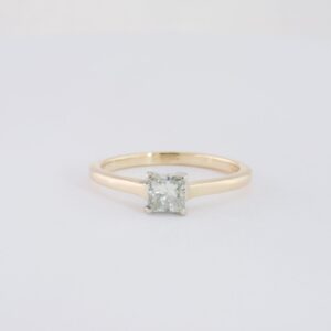 Pre-Owned 14K Princess Cut Diamond Solitaire Engagement Ring